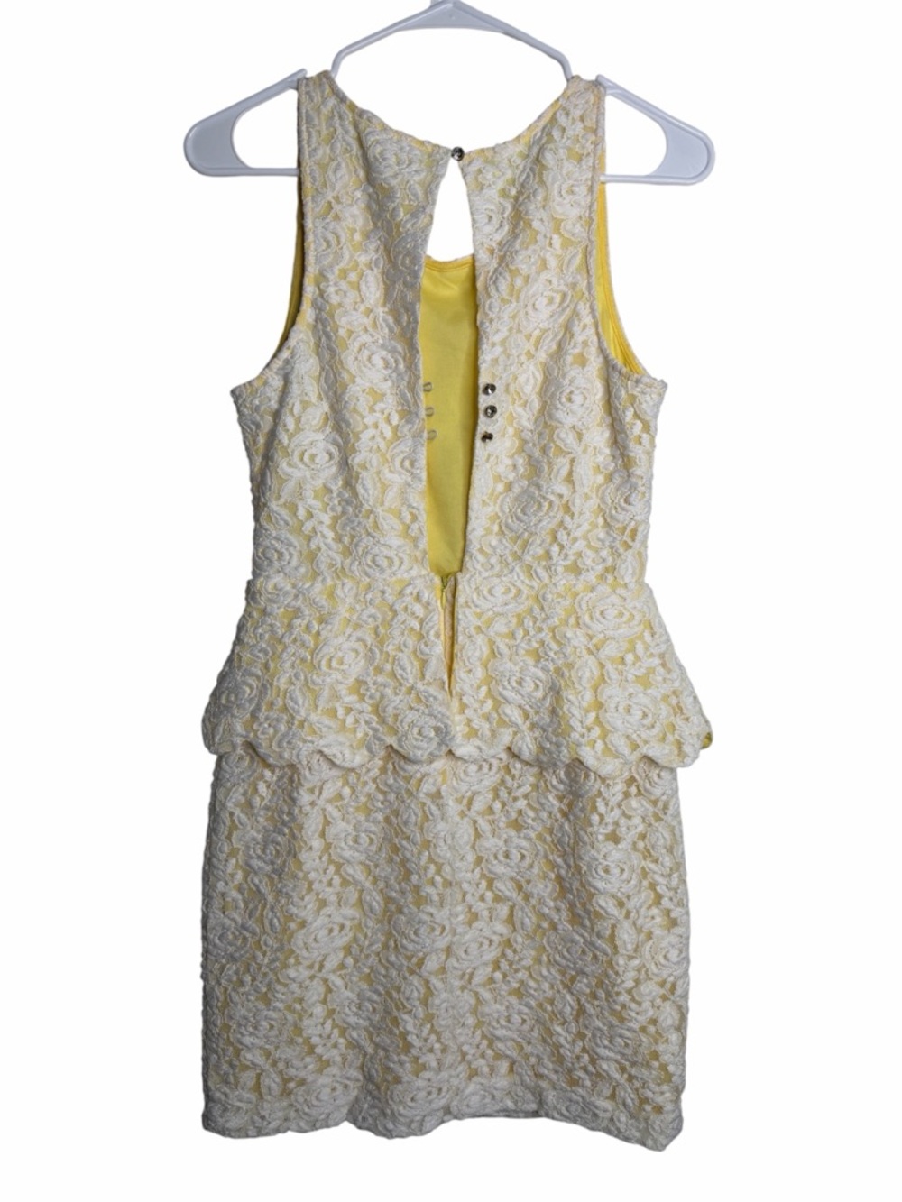 Chelsea & Violet Yellow Lace Floral Dress – Size M – Sleeveless Fit & Flare - Picture 2 of 6